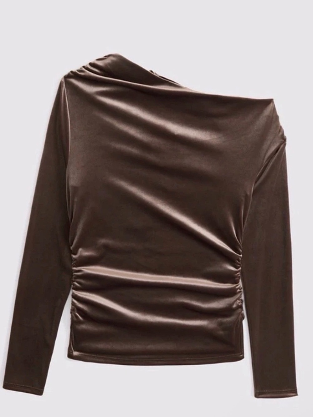 Long-Sleeve Velvet Asymmetrical
Draped Top